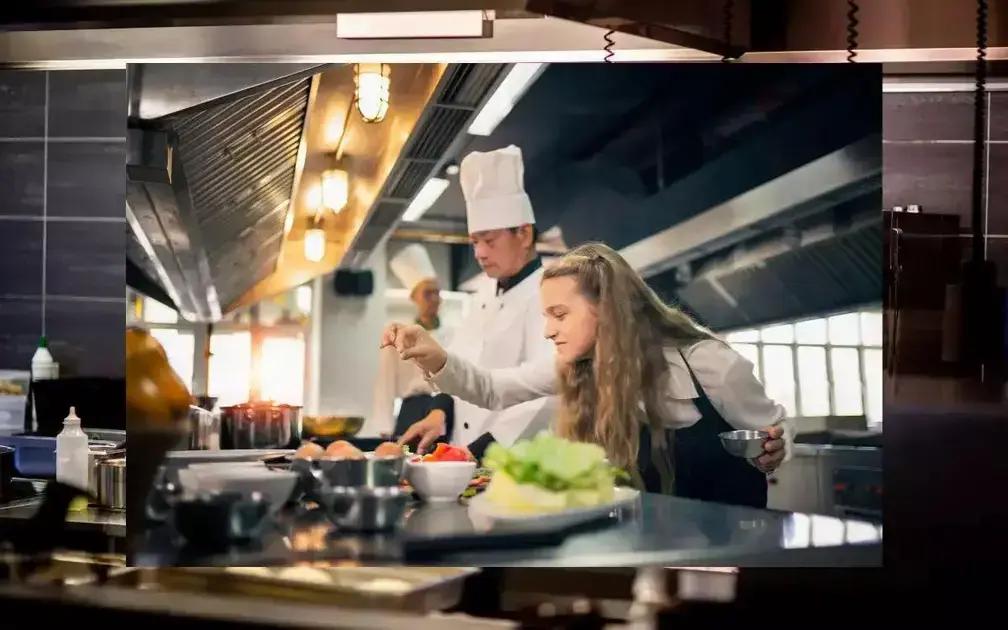Vantagens de optar por um buffet em casa