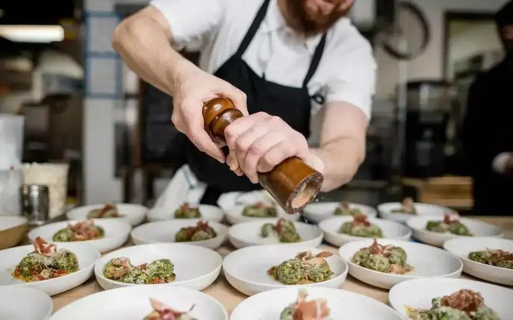 Benefícios do buffet em casa para eventos especiais